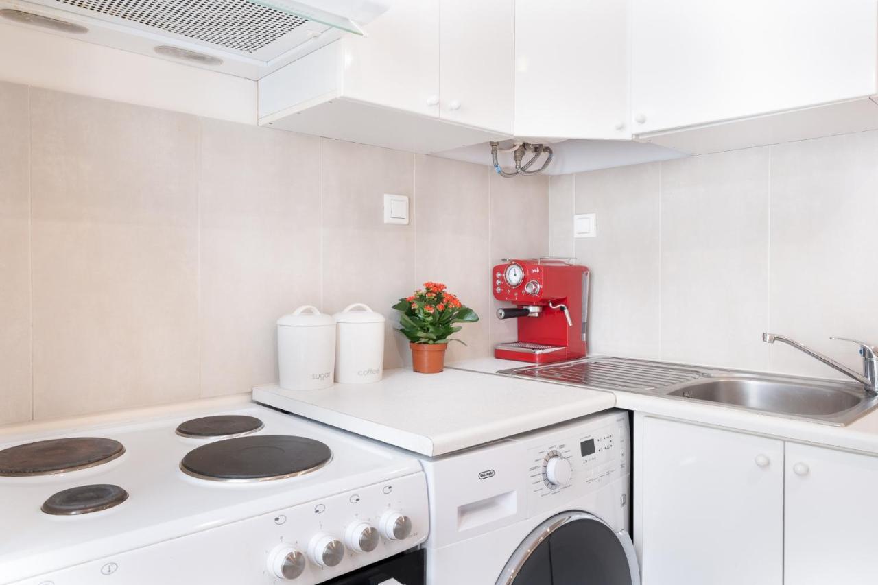 Nadiona Suites Red & Cream Korfu Dış mekan fotoğraf