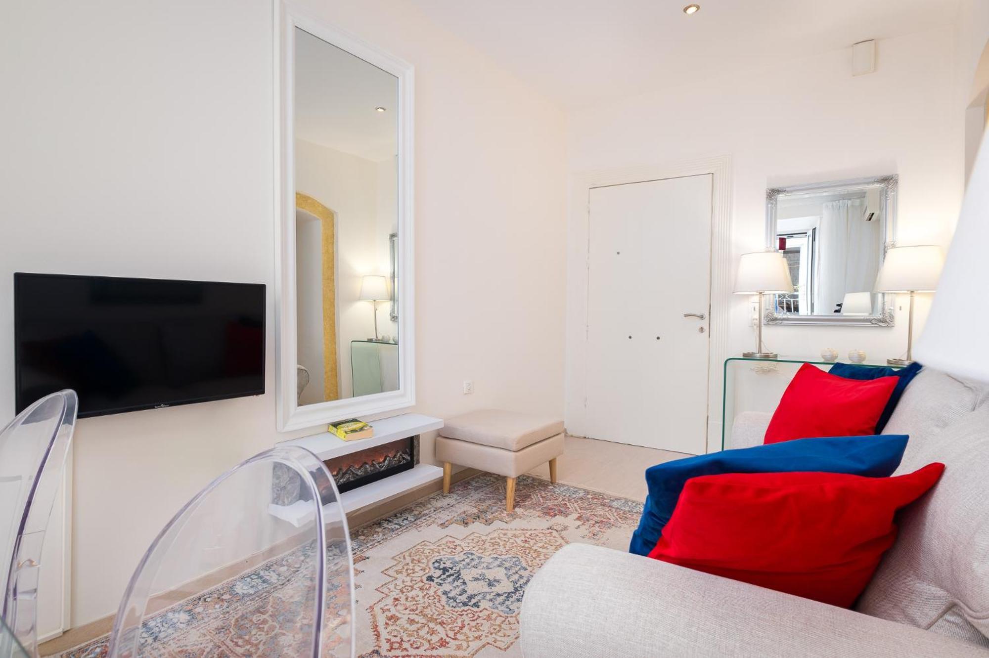 Nadiona Suites Red & Cream Korfu Dış mekan fotoğraf
