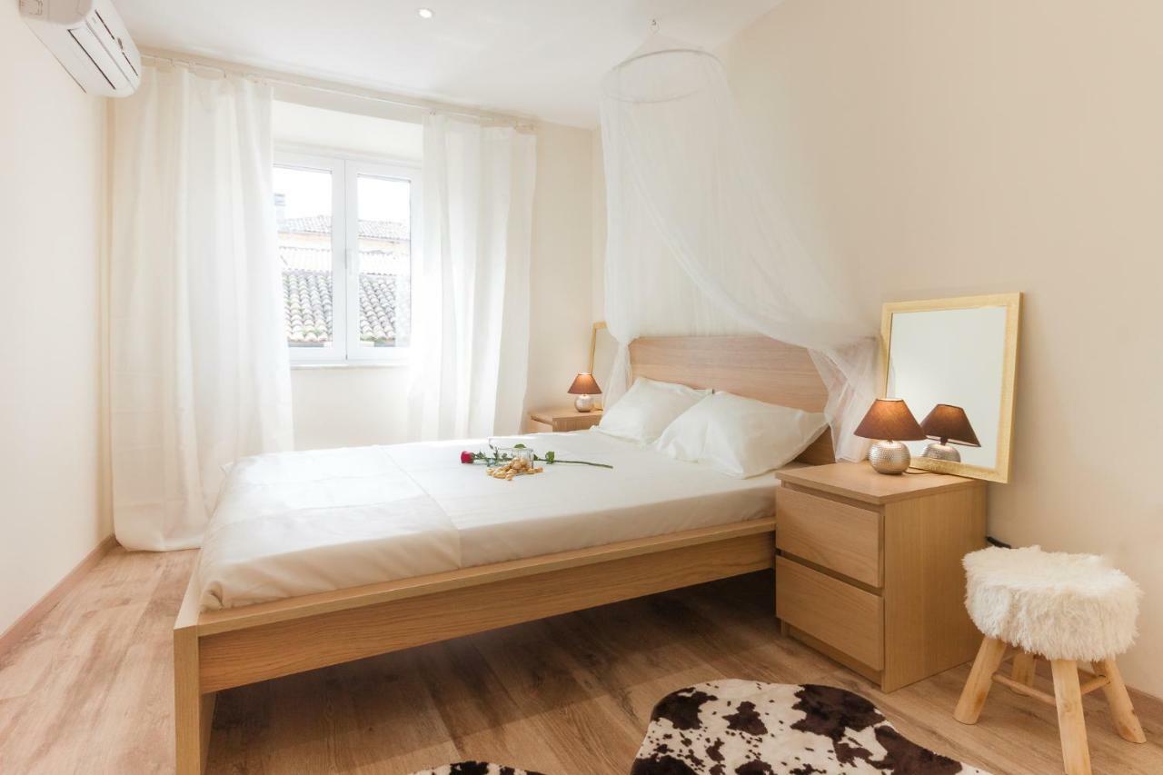 Nadiona Suites Red & Cream Korfu Dış mekan fotoğraf